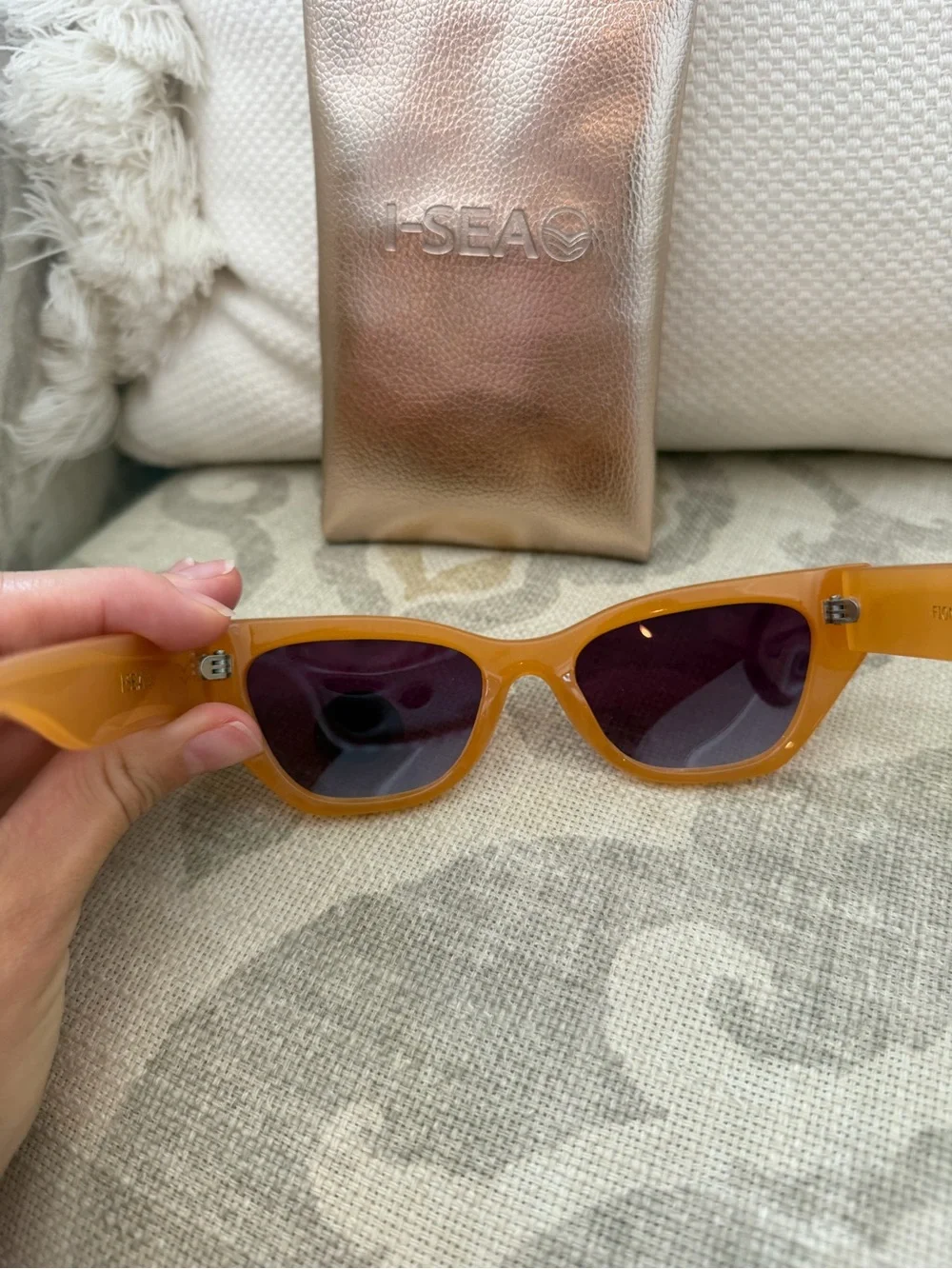 ISea sunglasses Fiona style